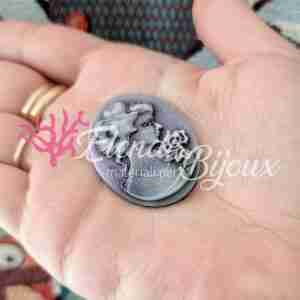 Cabochon #02 Cammeo Viola Donna 30x40 mm. NO FORO