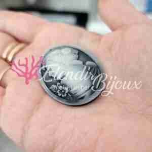 Ciondolo #426 Cammeo Nero Donna Cabochon 30x40 mm