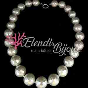 Perle di Maiorca Conchiglia #59 Bianca Tonda Sfaccettata 16 mm Collana